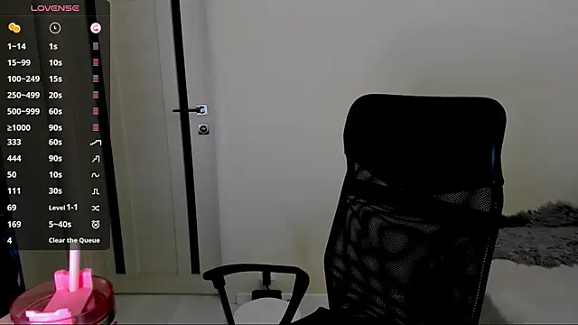 Kimmberr online show from 01.08.26