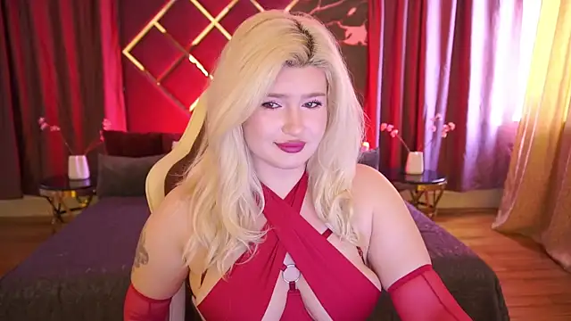 Snapshot of CocoSecretss chatting on 03.10.26 CocoSecretss online show from 03.10.26