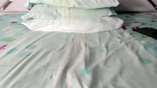 Snapshot of maybelline69 chatting on 11.25.25 maybelline69 online show from 11.25.25