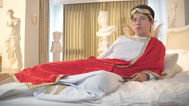 Snapshot of tommyjoyer chatting on 10.25.25 tommyjoyer online show from 10.25.25