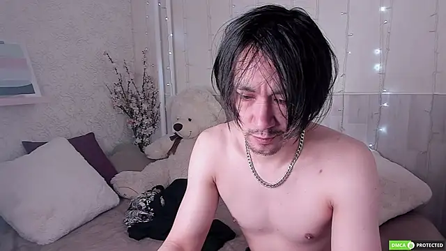 Snapshot of CalvinOwens chatting on 11.05.25 CalvinOwens online show from 11.05.25