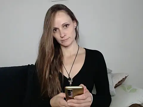 Snapshot of naikah714 chatting on 04.01.26 naikah714 online show from 04.01.26