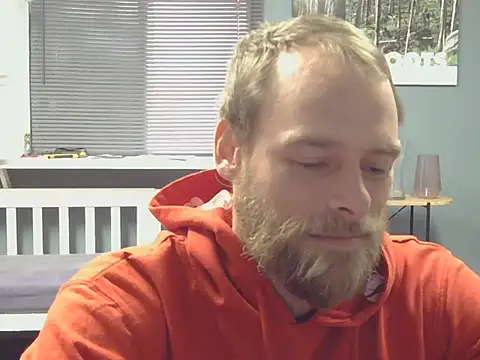 Snapshot of jjameson411 chatting on 10.18.25 jjameson411 online show from 10.18.25