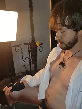 Snapshot of just_maxii chatting on 10.29.25 just maxii online show from 10.29.25