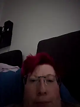 Snapshot of dieGeile0411 chatting on 10.29.25 dieGeile0411 online show from 10.29.25