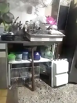 Snapshot of cristalzeus chatting on 11.11.25 cristalzeus online show from 11.11.25