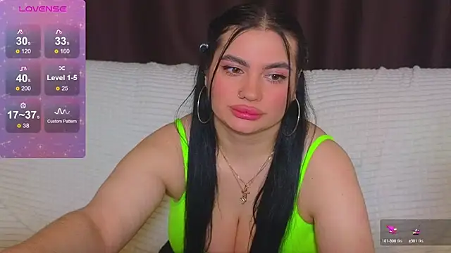 Nikki Kardashian online show from 01.30.25