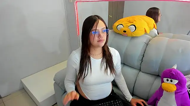  Sarahh 0 online show from 10.07.25