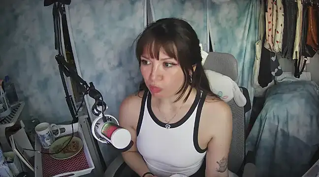 Snapshot of angelic_sg chatting on 12.09.24 angelic sg online show from 12.09.24