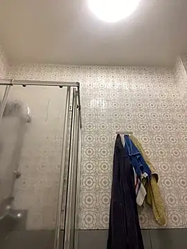 Snapshot of BostonGeorge27 chatting on 03.08.25 BostonGeorge27 online show from 03.08.25