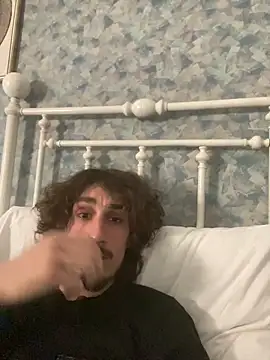 Snapshot of BostonGeorge27 chatting on 03.26.26 BostonGeorge27 online show from 03.26.26