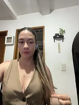 Snapshot of ImAlicee chatting on 04.01.26 ImAlicee online show from 04.01.26