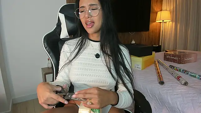 Snapshot of soycamig chatting on 11.20.25 soycamig online show from 11.20.25