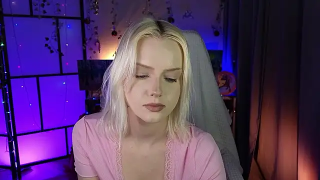 Snapshot of ImBonBon chatting on 03.05.26 ImBonBon online show from 03.05.26