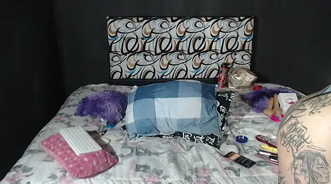 emma onassis 17 online show from 01.17.25