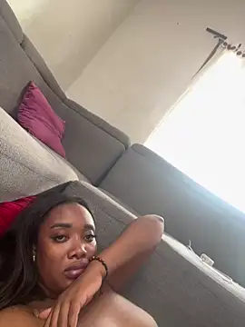 RoxannaBlanche online show from 02.22.26