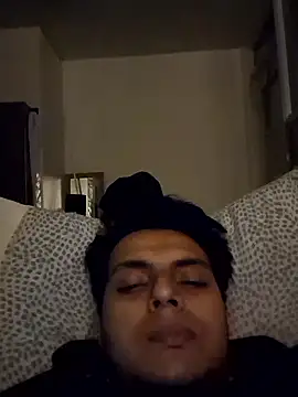 Snapshot of Cutekillerhunk chatting on 01.11.26 Cutekillerhunk online show from 01.11.26