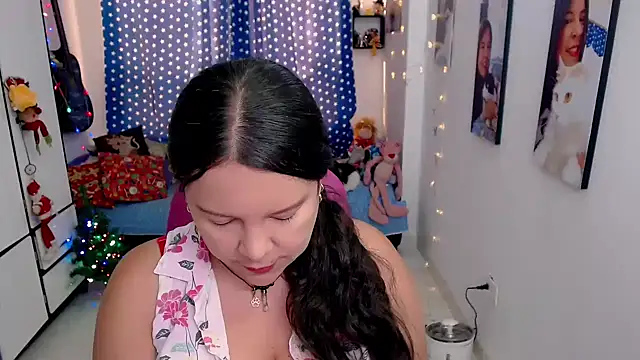 claryssa  online show from 12.13.25