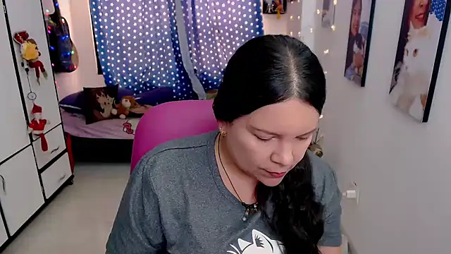 claryssa  online show from 02.26.26