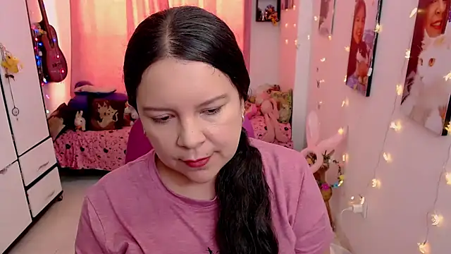 claryssa  online show from 04.24.26
