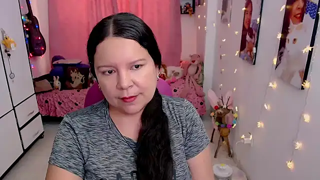 claryssa  online show from 05.06.26