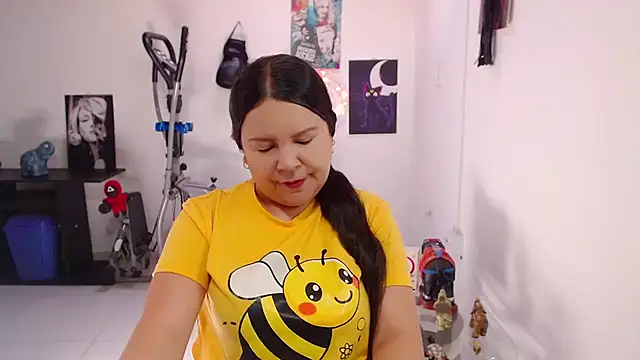 claryssa  online show from 06.10.26