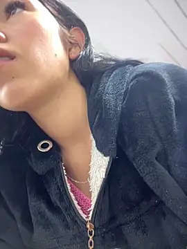 emily rosse04 online show from 03.13.25