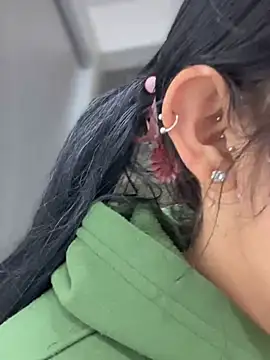 emily rosse04 online show from 03.19.25