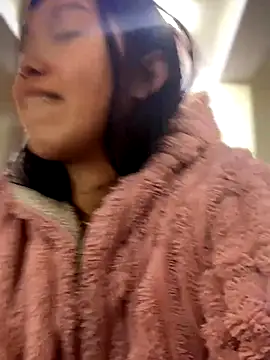 emily rosse04 online show from 09.23.25