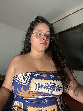 CurlyGirl 1 online show from 11.04.25