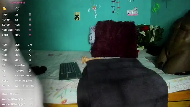 SheraHadee online show from 04.23.26