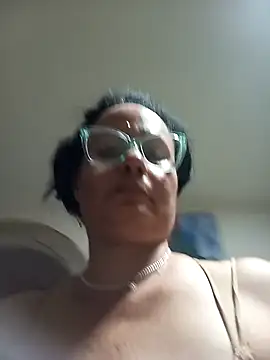 Snapshot of Eunice73 chatting on 12.10.24 Eunice73 online show from 12.10.24