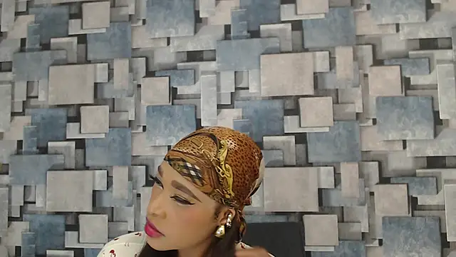 Snapshot of angel_dthroatt chatting on 12.03.25 angel dthroatt online show from 12.03.25