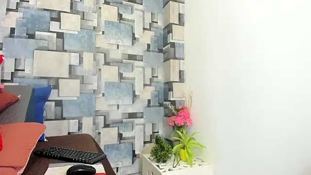 Snapshot of angel_dthroatt chatting on 06.20.26 angel dthroatt online show from 06.20.26