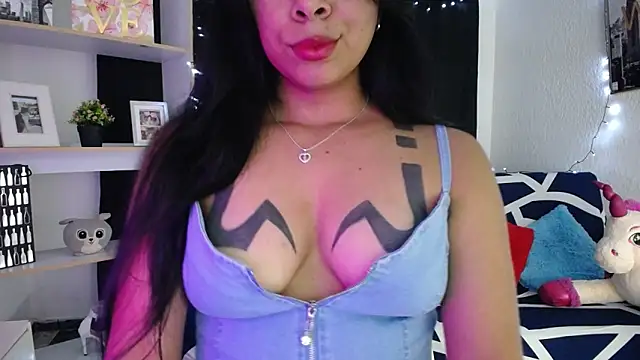 BellaLiz  online show from 01.31.25