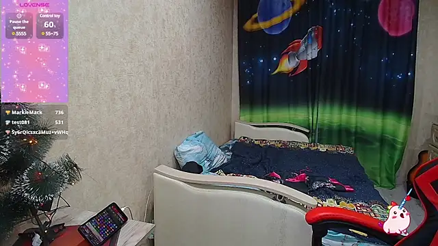 Alexis Gordon online show from 01.18.25