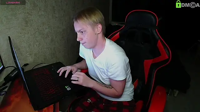 Alexis Gordon online show from 09.16.25