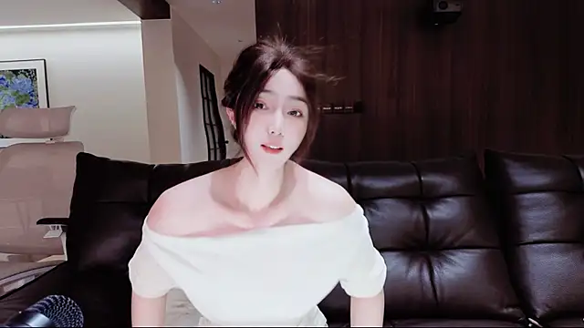 -Aricia- online show from 02.12.26