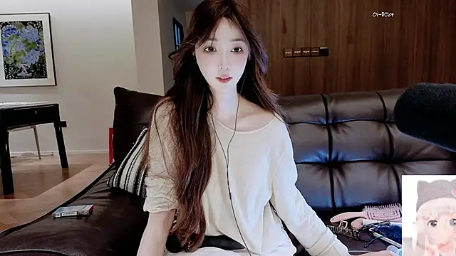 Snapshot of -Aricia- chatting on 05.18.26 -Aricia- online show from 05.18.26