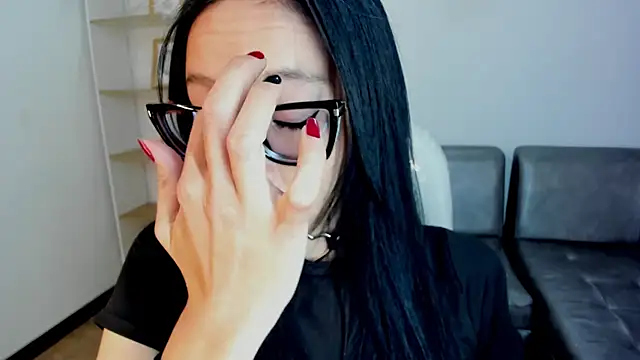 Snapshot of Katty_mouth chatting on 10.14.25 Katty mouth online show from 10.14.25