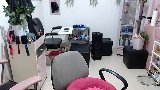 Snapshot of titsbiglovers chatting on 02.13.26 titsbiglovers online show from 02.13.26