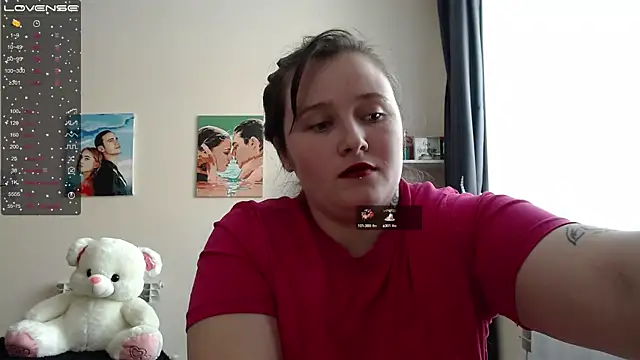 Light Luna online show from 02.14.25