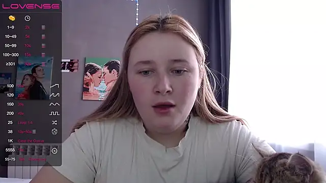 Light Luna online show from 11.15.25