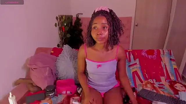 Snapshot of kimmysantoo chatting on 02.17.26 kimmysantoo online show from 02.17.26