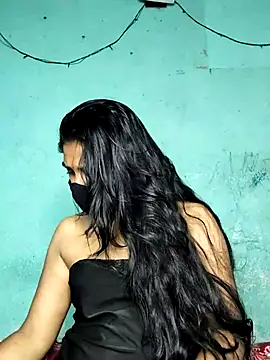 Snapshot of Luv_Adite20 chatting on 02.11.25 Luv Adite20 online show from 02.11.25