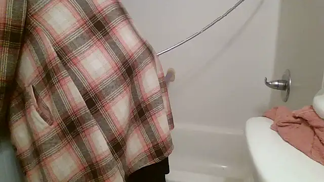 BeckiTooSweet online show from 10.22.25