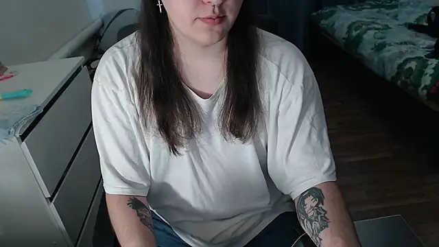 EvaMiron online show from 12.22.25