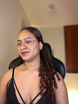 Snapshot of gretta_kler1 chatting on 01.16.25 gretta kler1 online show from 01.16.25