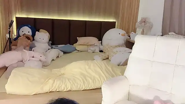 Snapshot of VIVIAN247 chatting on 03.31.26 VIVIAN247 online show from 03.31.26