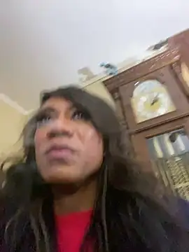 Snapshot of CaramelDipper chatting on 12.23.24 CaramelDipper online show from 12.23.24